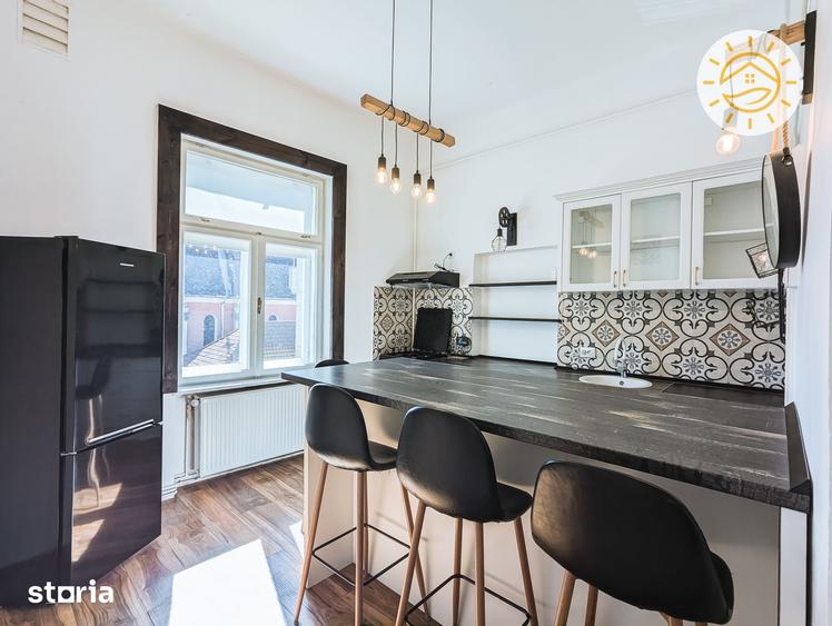 Apartament cu 5 camere în Centrul Istoric