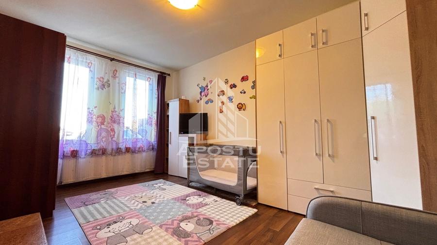 Apartament cu 3 camere decomandat, mobilat în Giroc
