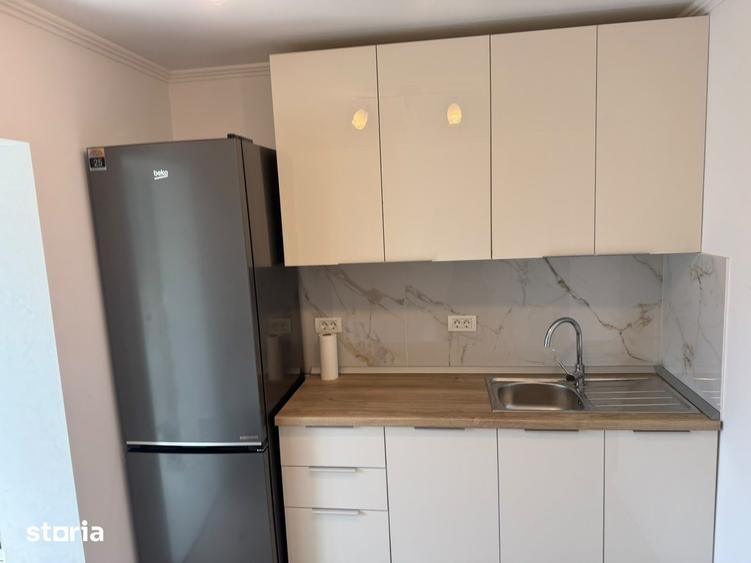 Inchiriere 3 camere, cu loc de parcare, totul nou - 12