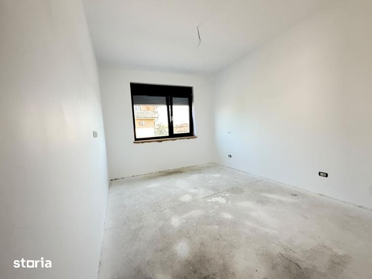 Casă cu 4 camere cu Teren 170 Mp în Central