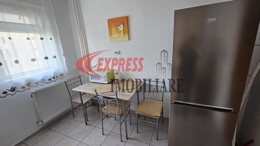 Apartament cu 2 camere decomandat în Dristor