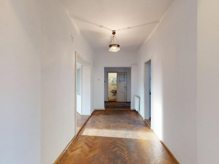 Apartament cu 4 camere decomandat în Iosefin