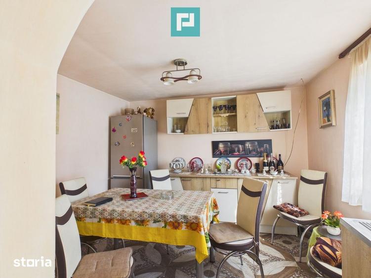 Casă cu 3 camere cu Teren 715 Mp în Macea