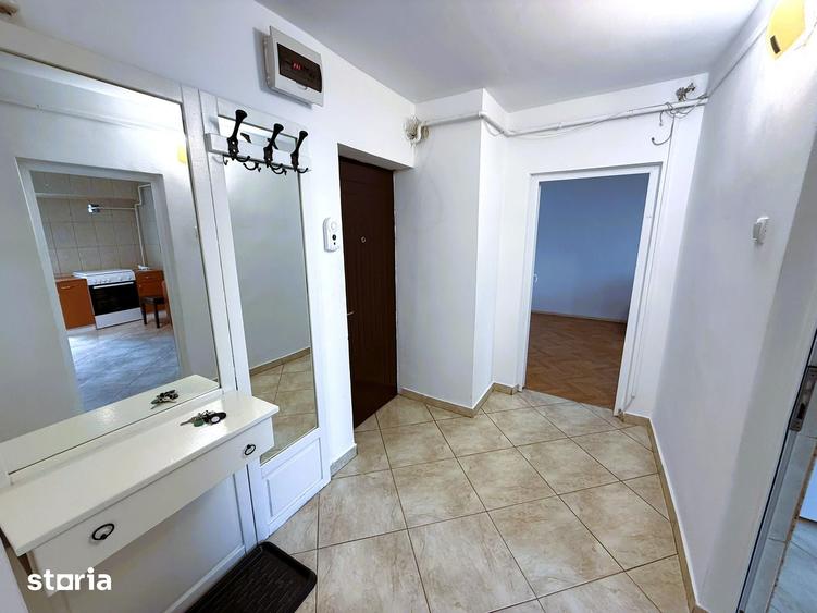 Apartament cu 3 camere decomandat în Cug