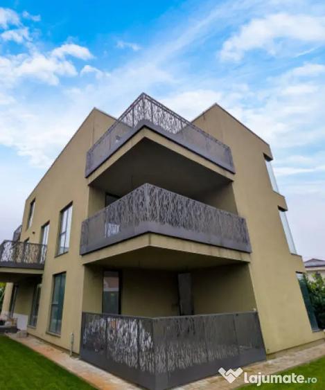 Apartament cu 4 camere decomandat în Vest