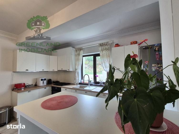 Casă cu 5 camere cu Teren 600 Mp în Frumoasa