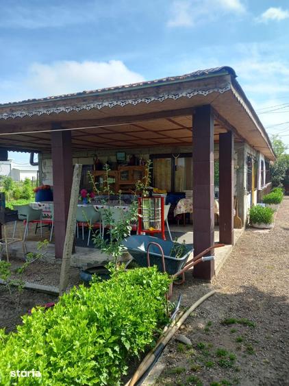 Casă cu 3 camere cu Teren 9300 Mp în Ziduri
