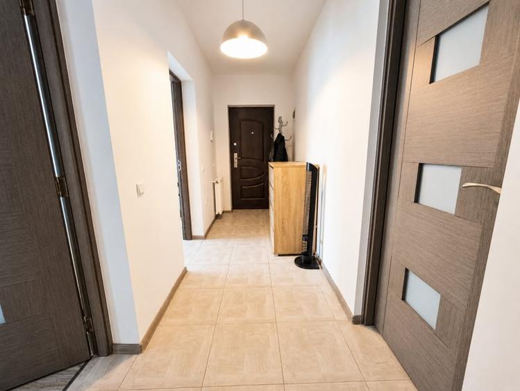 Apartament cu 2 camere decomandat în Florești