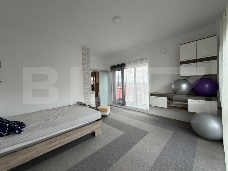 Apartament cu 2 camere semidecomandat, mobilat în Florești