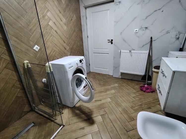 Apartament cu 3 camere semidecomandat în Florești