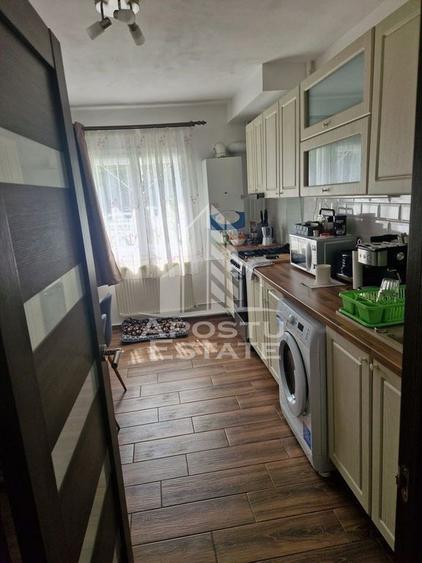 Apartament cu 2 camere decomandat, mobilat în Soarelui