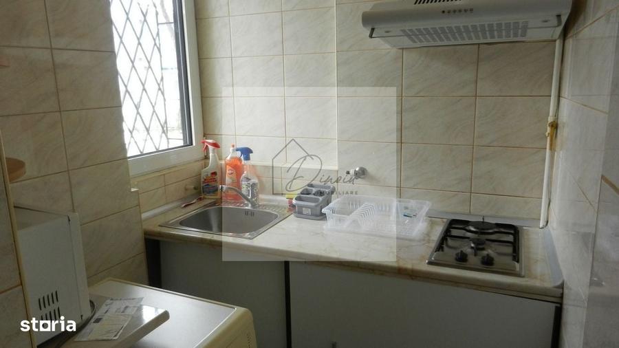 Garsonieră decomandată în Muncii