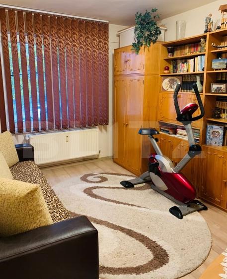 Apartament cu 3 camere decomandat, mobilat în Tudor