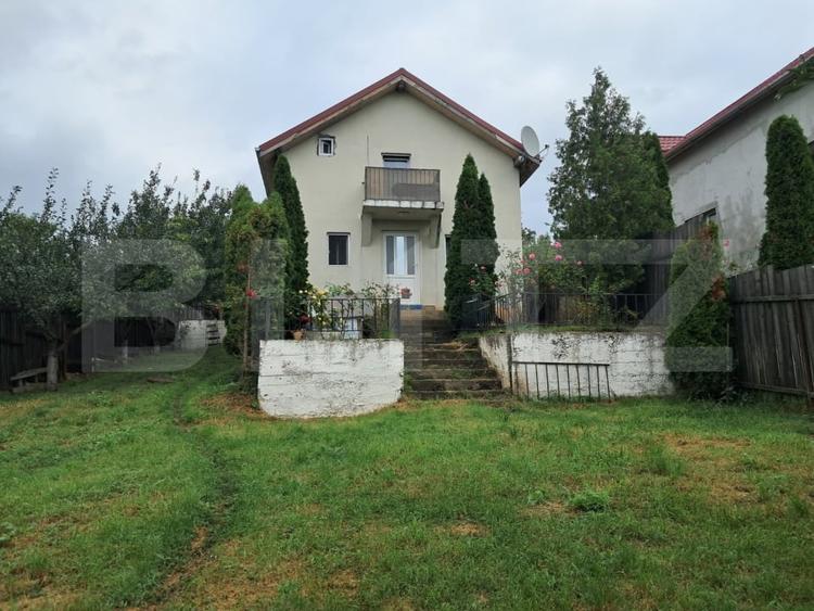 Casă individuală cu 4 camere cu Garaj în Câmpenești