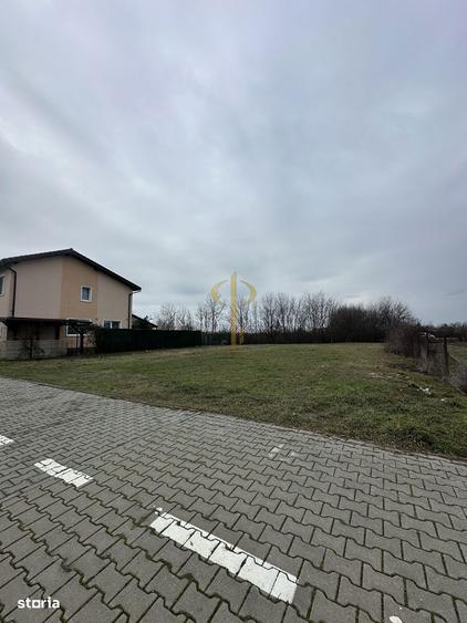 Teren de 866 mp, în Ciarda Roșie