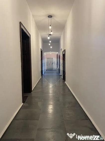 Spațiu comercial, de 36 mp, în Aurel Vlaicu
