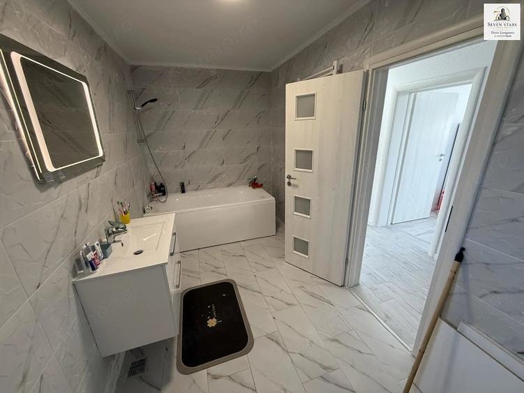 Casă cu 4 camere în Ghionea