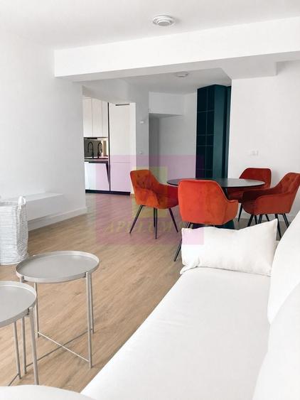 Apartament cu 3 camere decomandat, mobilat în Armeneasca