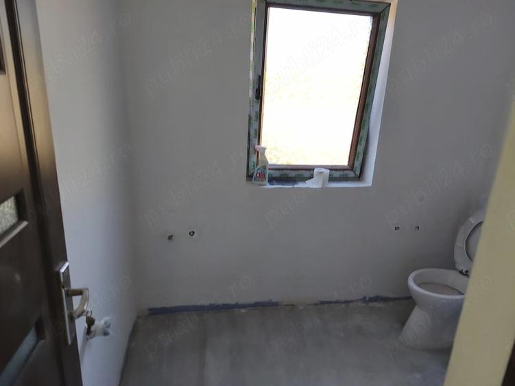 Casă cu Teren 340 Mp în Santăul Mare