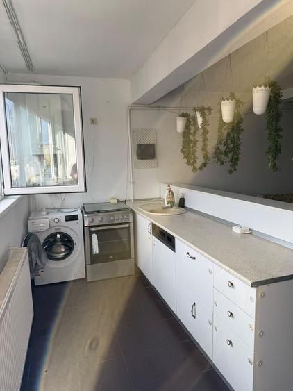 Apartament cu 3 camere în Fizicienilor