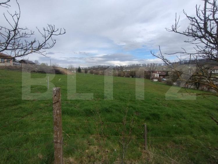 Teren Construcții intravilan de 2200 mp, în Ștefan cel Mare