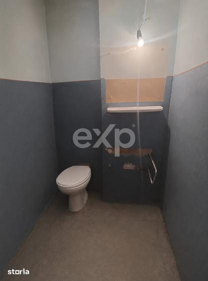 Apartament cu 3 camere decomandat, mobilat în Prundu