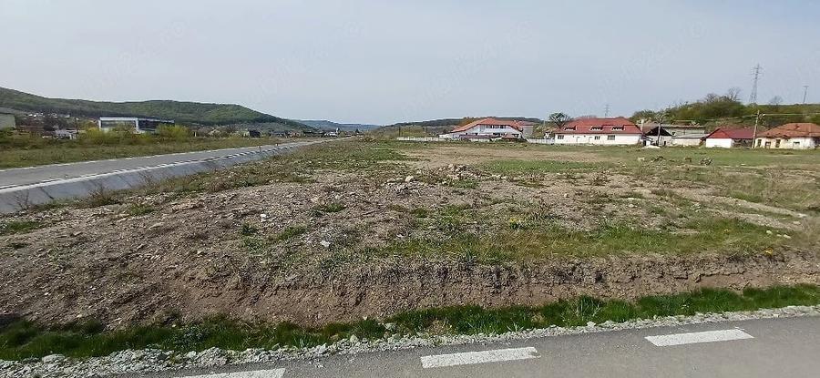Spațiu comercial, de 496 mp, în Voivozi (Popești)