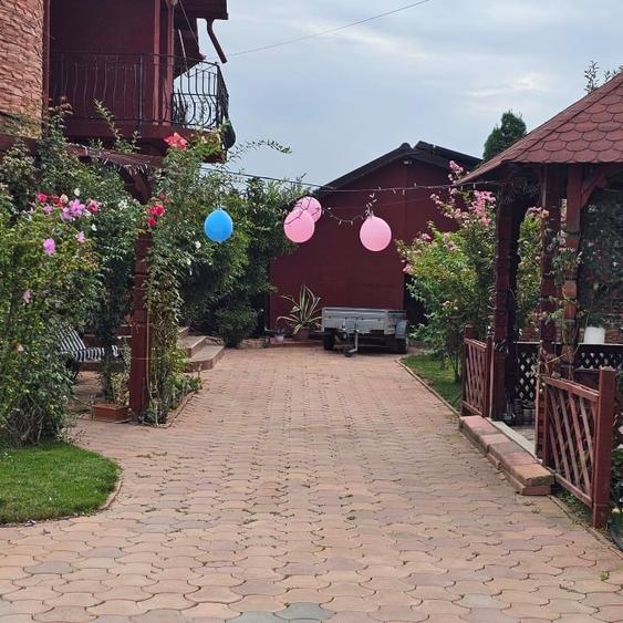Casă individuală cu 5 camere cu Canalizare în Mogoșoaia