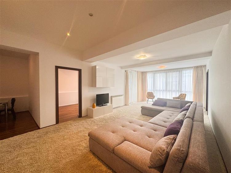 Apartament cu 3 camere decomandat, mobilat în Herăstrău