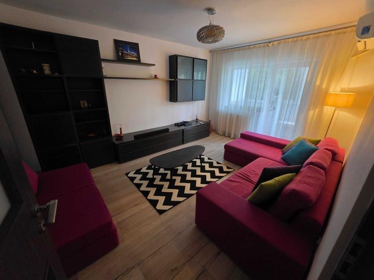Apartament cu 4 camere decomandat în Tomis Nord