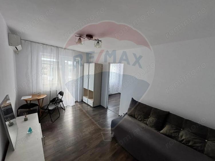 Apartament cu 2 camere semidecomandat, mobilat în Florești