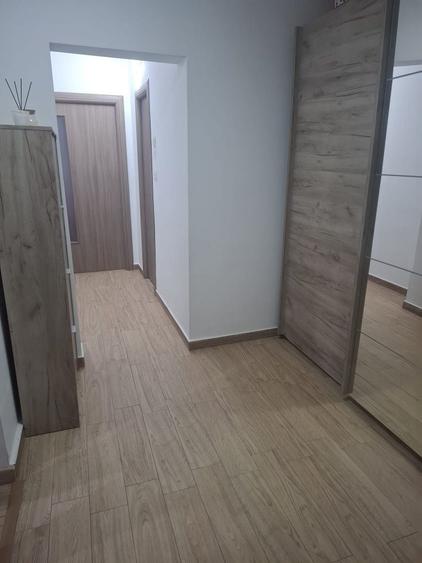 Apartament cu 2 camere decomandat în Radu Negru