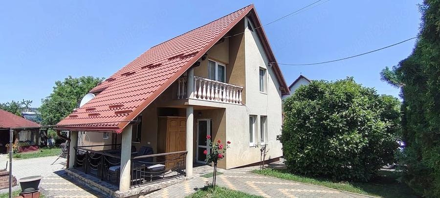 Casă cu Teren 660 Mp în Central