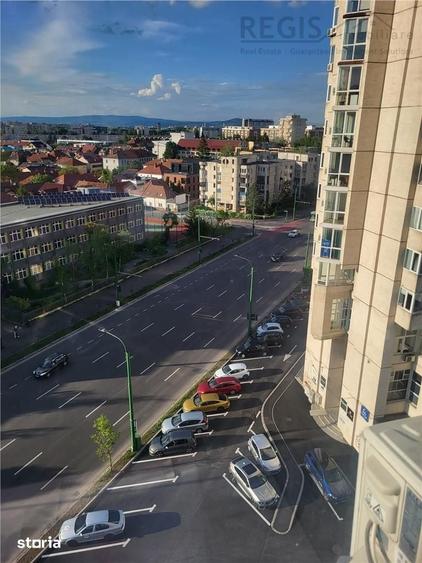 Spațiu comercial, de 27 mp, în Centrul Civic