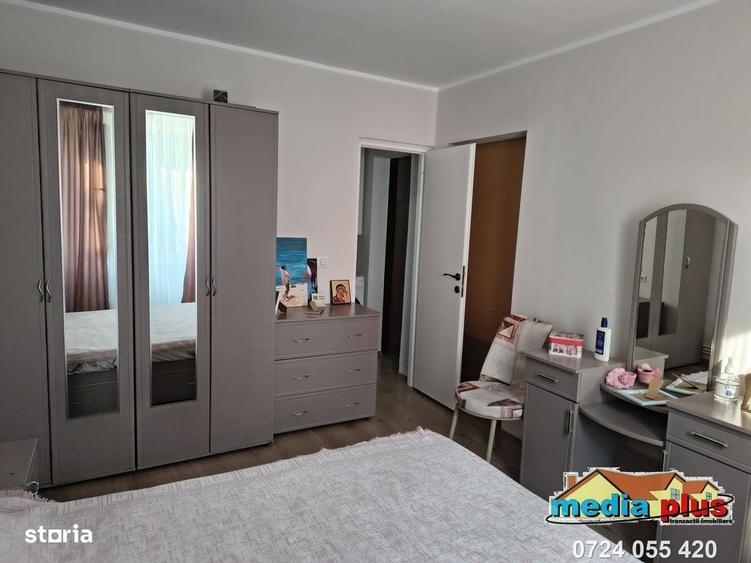 Apartament cu 2 camere în Micro 19