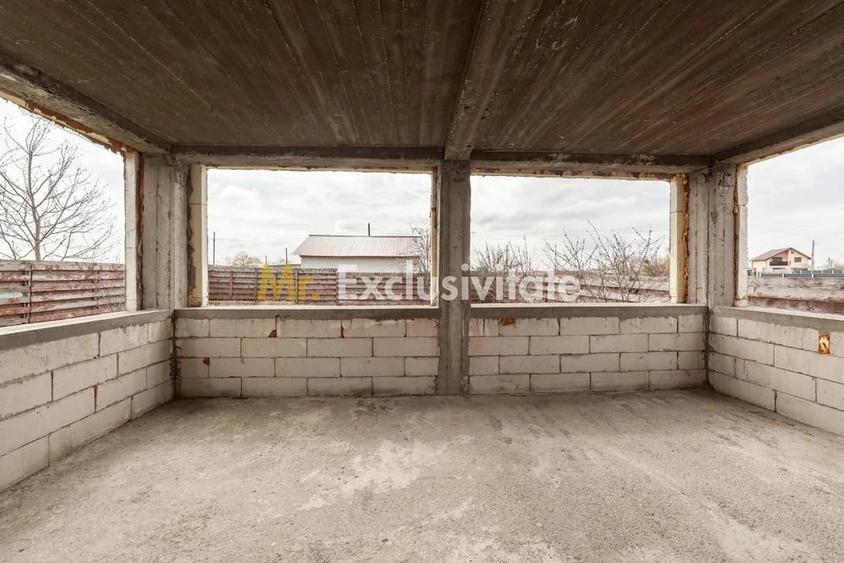 Casă cu 3 camere cu Teren 477 Mp în Bradu