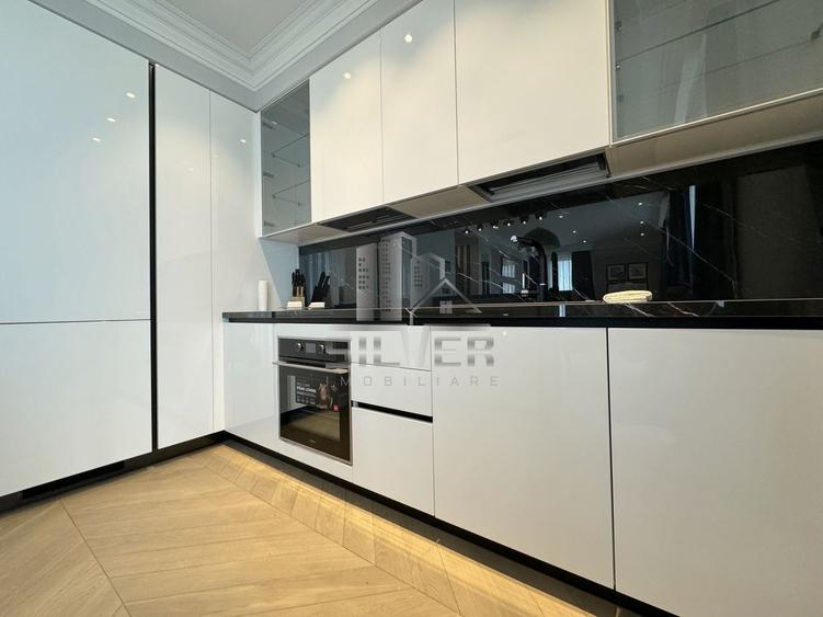 Apartament cu 3 camere semidecomandat, mobilat în Gheorgheni