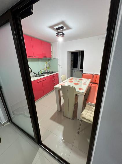 Apartament cu 3 camere decomandat în Obcini