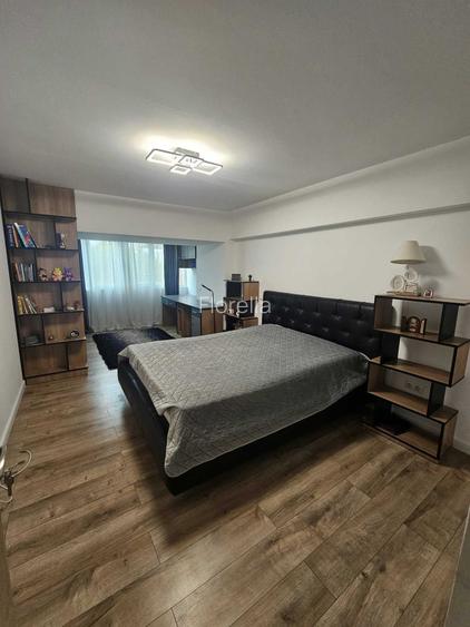 Vand apartament situat central, 96 mp utili
