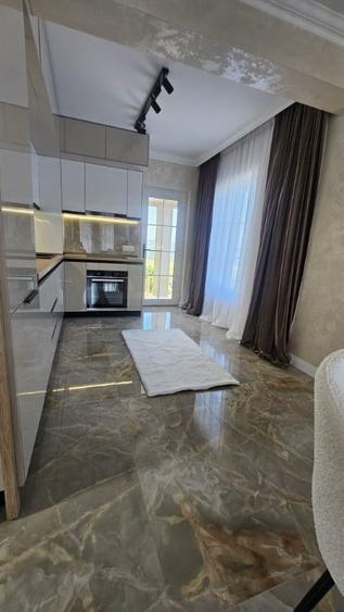 Casă cu 4 camere cu Teren 300 Mp în Central