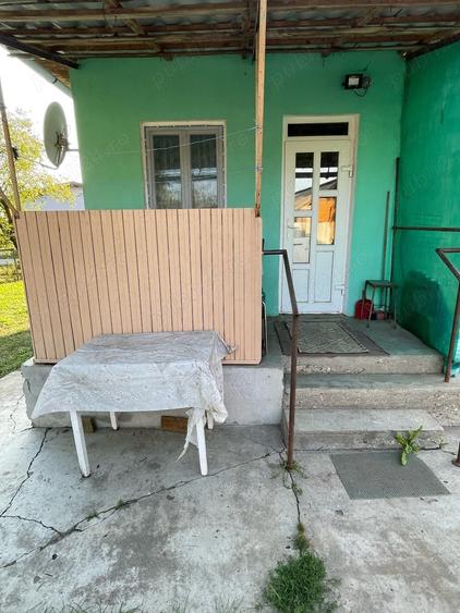 Casă cu 3 camere în Șintereag