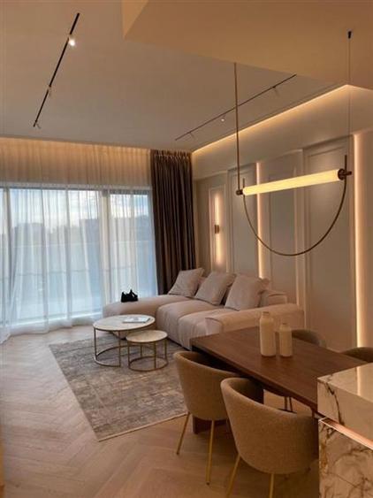 Apartament cu 3 camere decomandat în Floreasca
