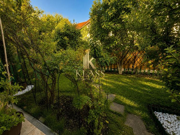 Duplex cu 5 camere cu Canalizare în Voluntari