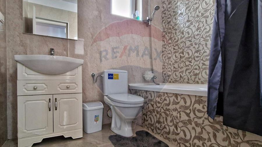 Apartament cu 2 camere semidecomandat în Florești