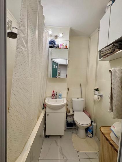Apartament cu 2 camere semidecomandat în Popoveni