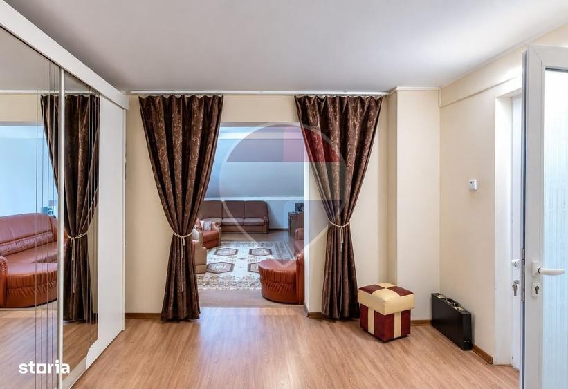 Spațiu comercial, de 210 mp, în Central