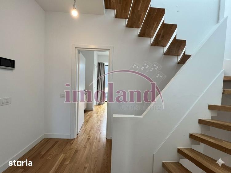 Vanzare - Townhouse 6 camere - mobilat + 2 locuri parcare Avalon Estat - 1