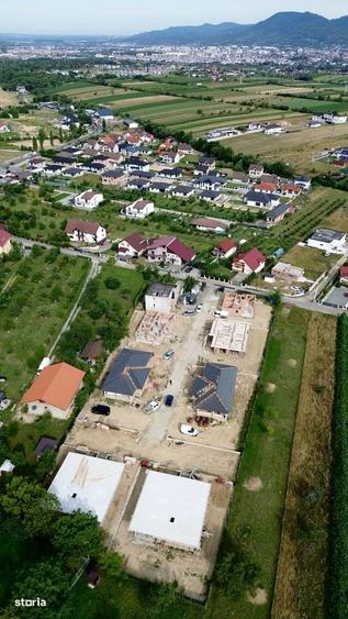 Casă cu 4 camere în Groși