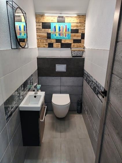Casă individuală cu 5 camere cu Canalizare în Moșnița Nouă