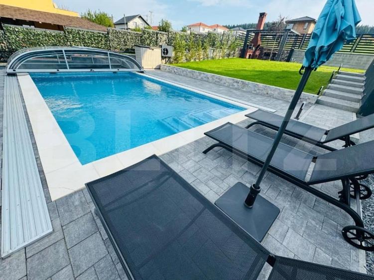Casă individuală cu 6 camere cu Canalizare în Chinteni